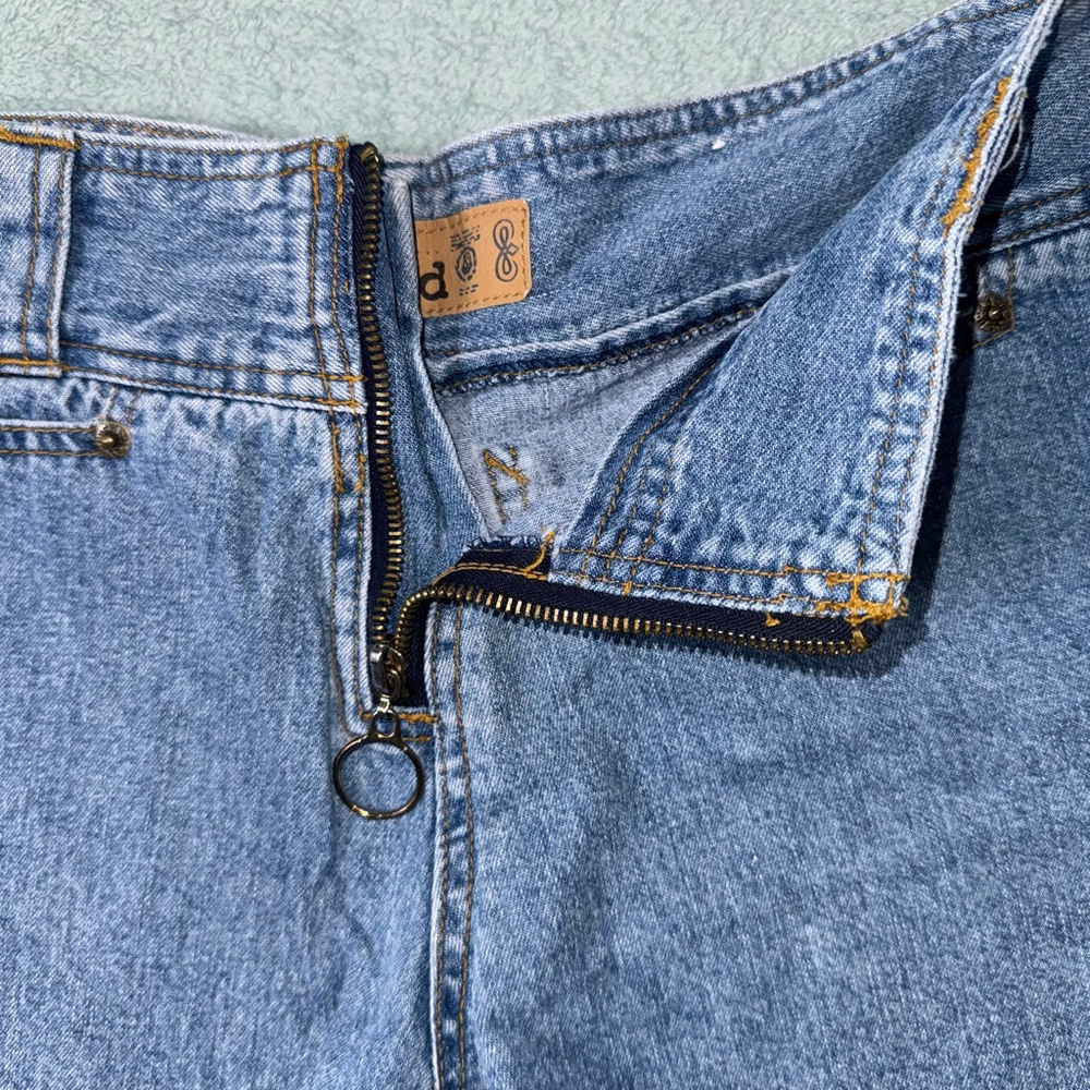 Mudd Womens Blue Jean Shorts Size 13 Zip closure Mom Y2k 3"inseam - Picture 10 of 11